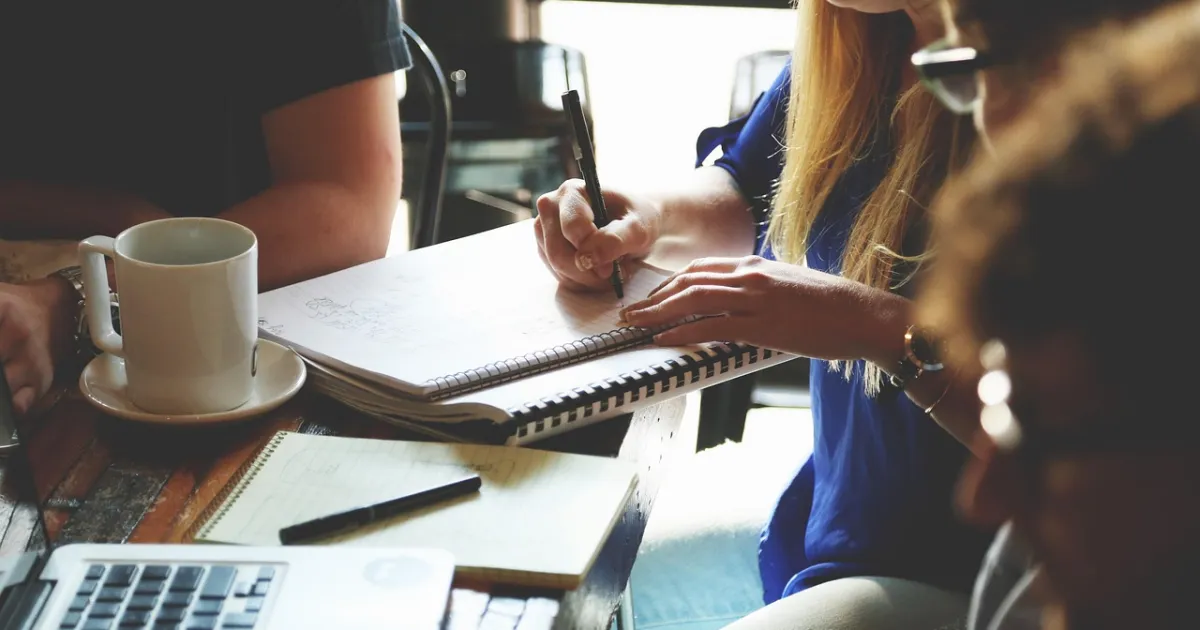 Cómo escribir un cuento: guía paso a paso, de la idea al final